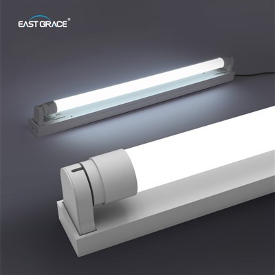 ¿Cuánto tiempo debo dejar encendida la tira de luces LED para el cultivo de plantas?